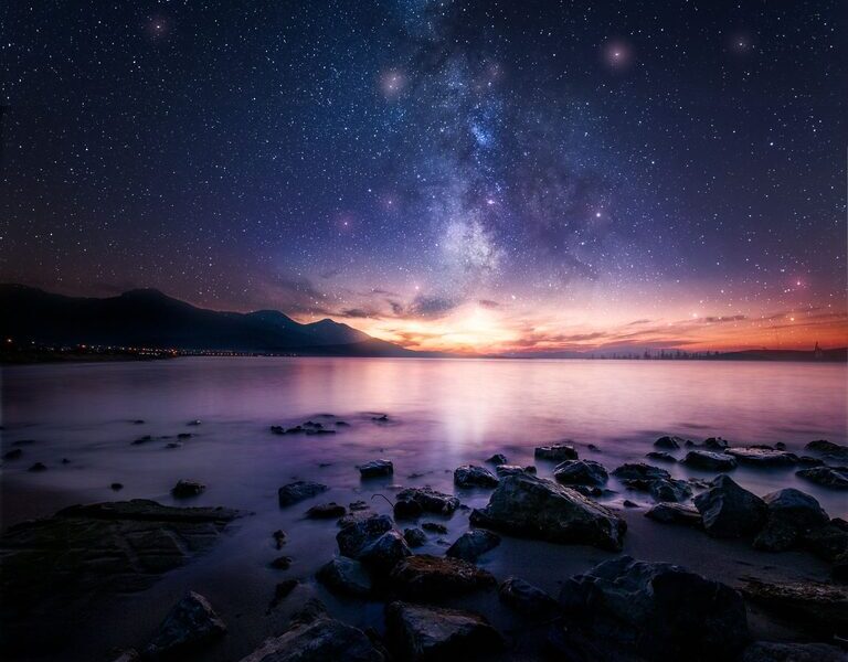 How to Create a Relaxing Playlist for Evenings